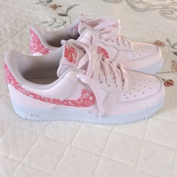 Nike Air Force 1 shoes - Picture 3 of 8